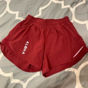 Lululemon hotty hot (Hawaii) exclusive shorts